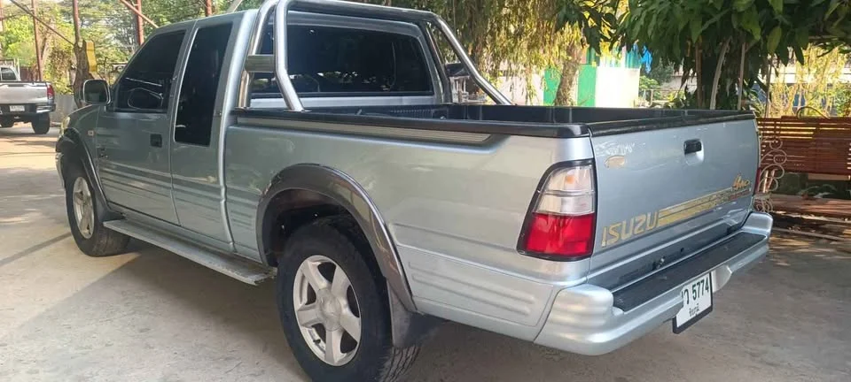 2002 Isuzu Faster Dragon Eyes III 3