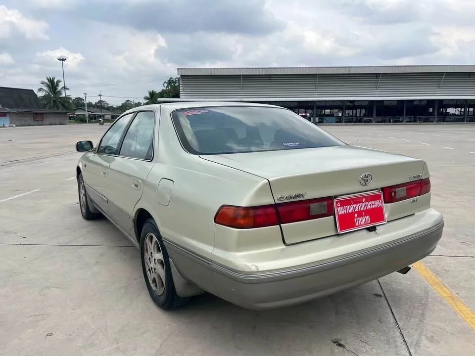 1999 Toyota Camry IV (XV20) 2