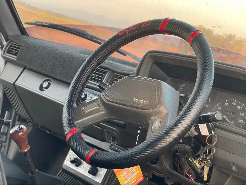 2000 Toyota Hilux Tiger VI 3