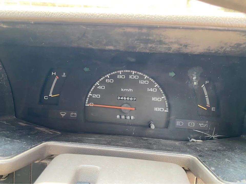 1993 Isuzu TFR III 3