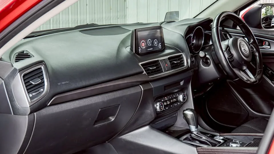 2019 Mazda 3 III 3