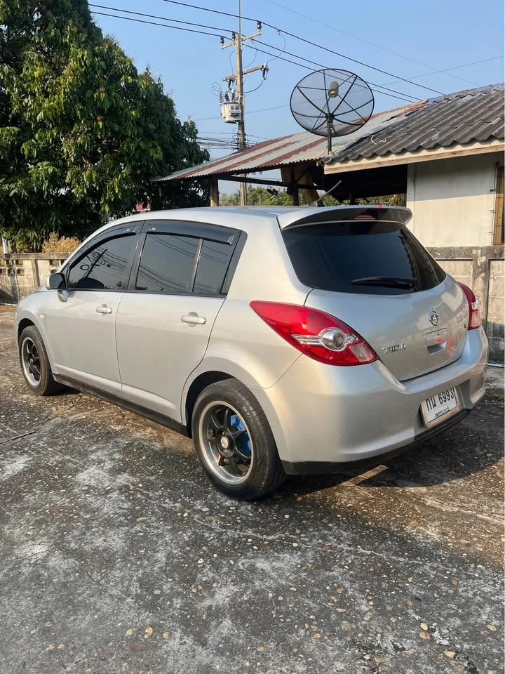 2010 Nissan Tiida I (C11) 3