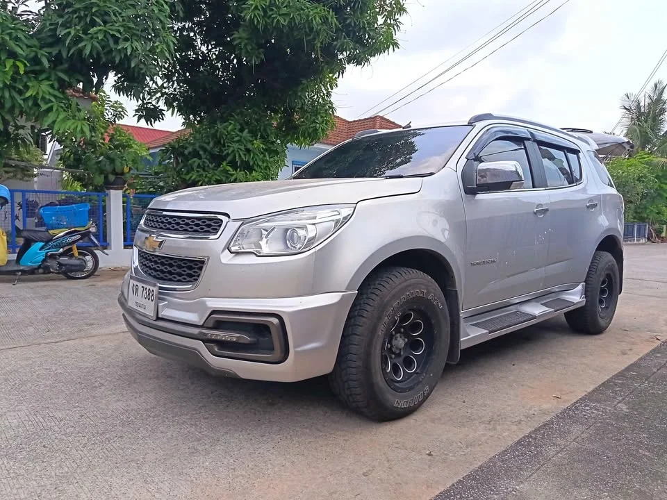 2013 Chevrolet TrailBlazer II 2