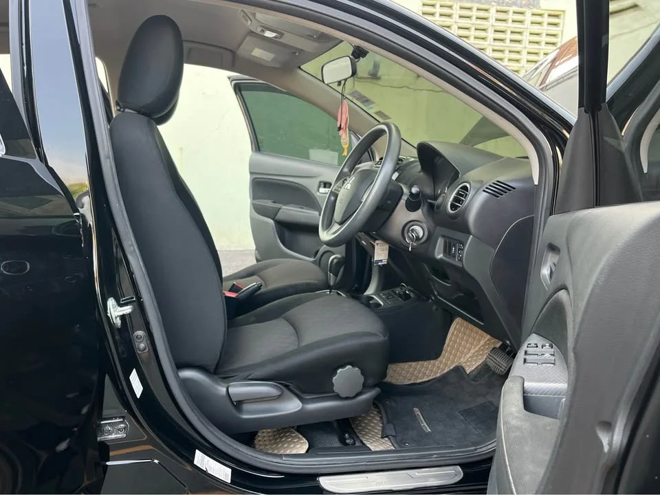 2020 Mitsubishi Mirage VI 2