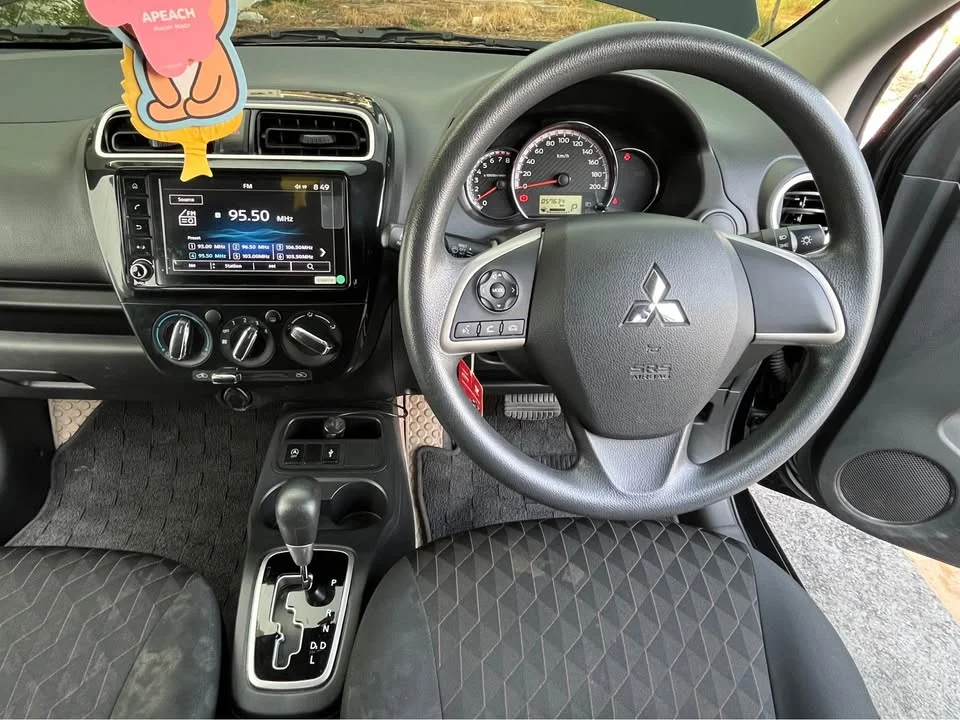 2020 Mitsubishi Mirage VI 3