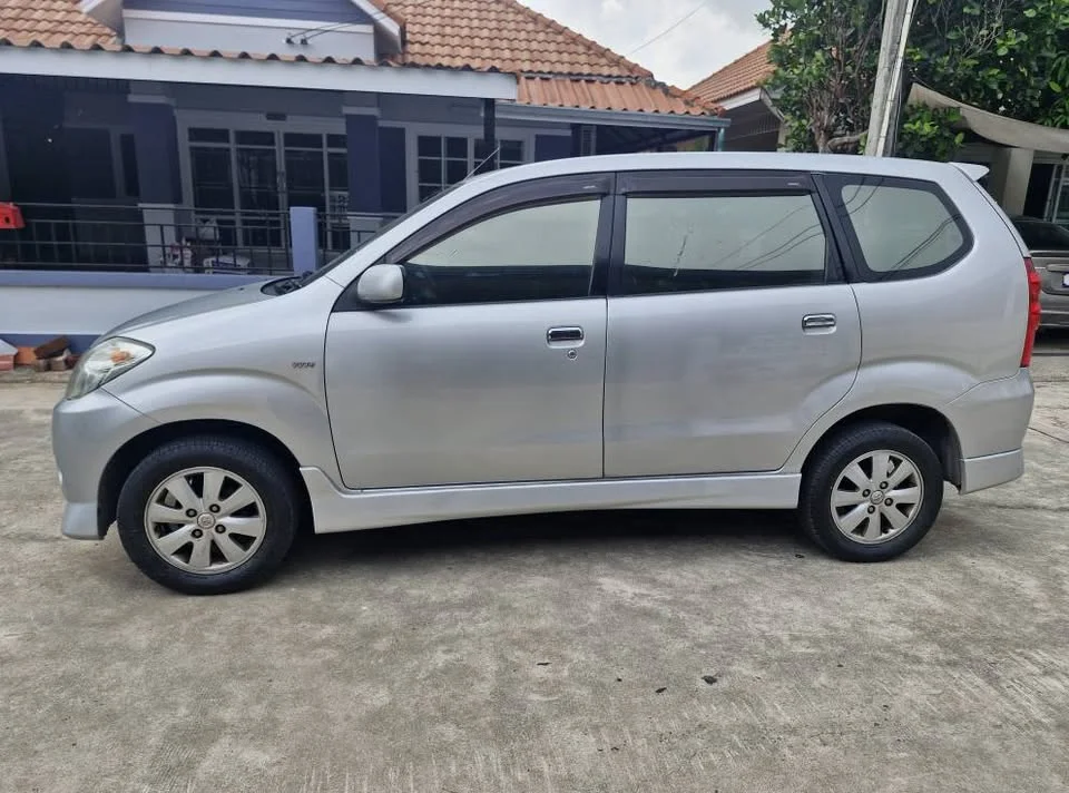 2009 Toyota Avanza I 2