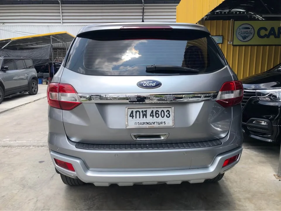 2015 Ford Everest II 3
