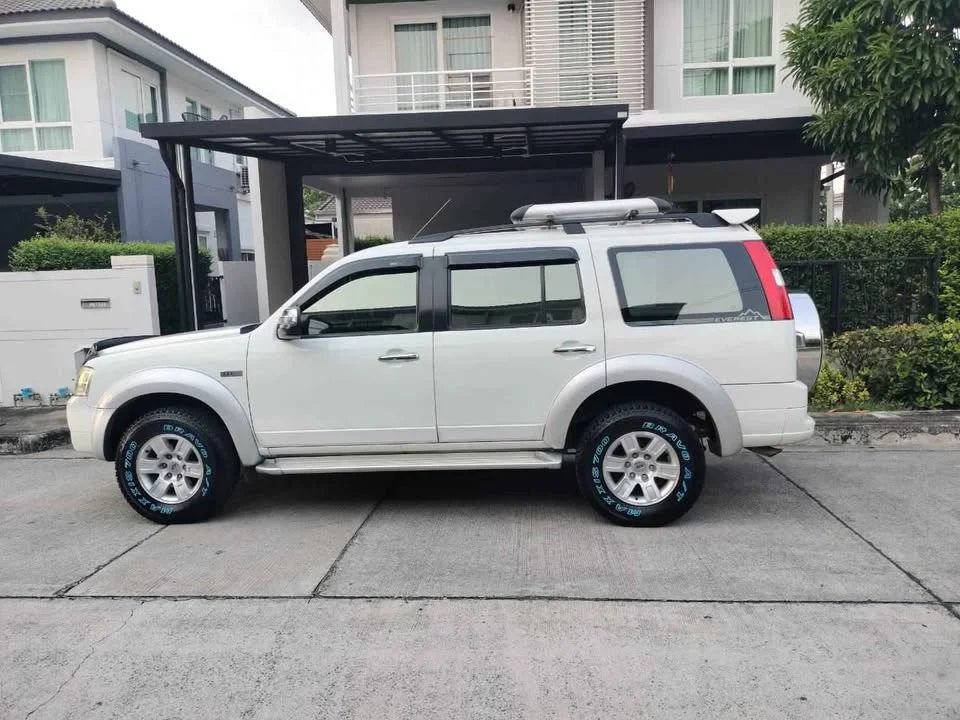 2009 Ford Everest I 2