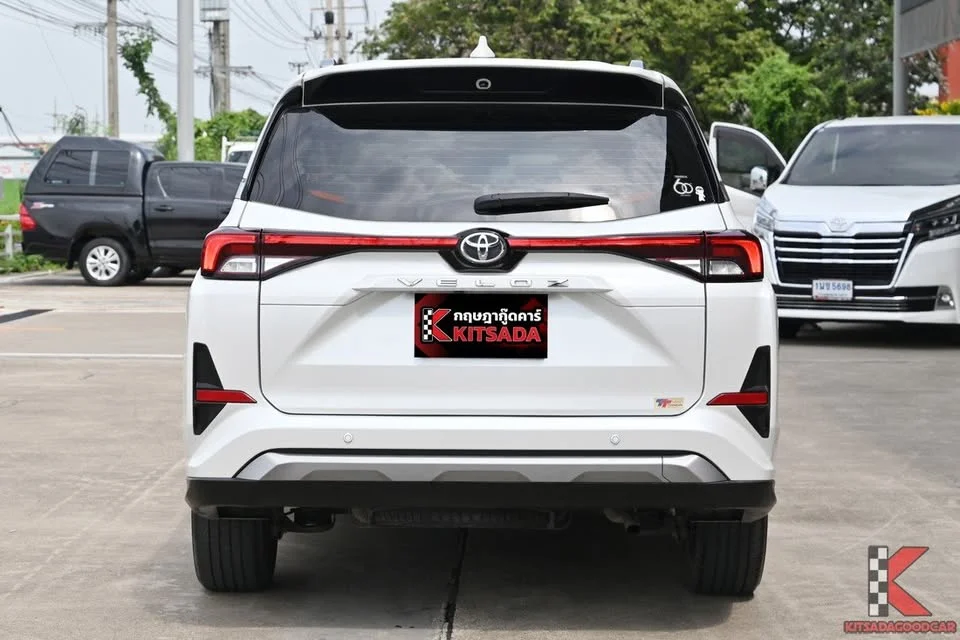 2023 Toyota Veloz III 2