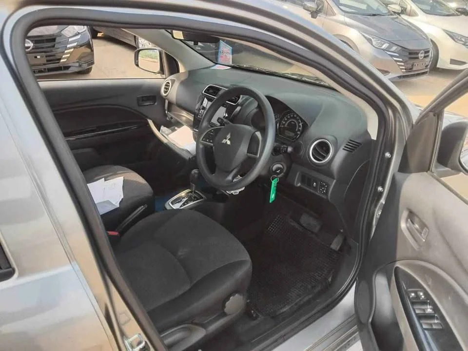 2019 Mitsubishi Mirage VI 2