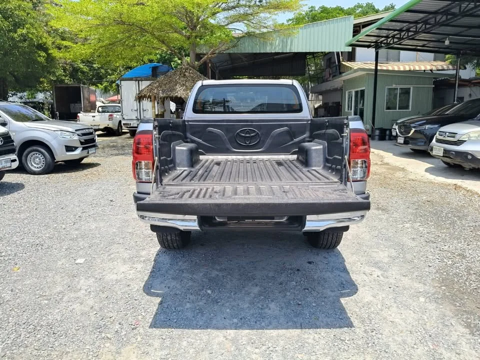 2017 Toyota Hilux VIII 3