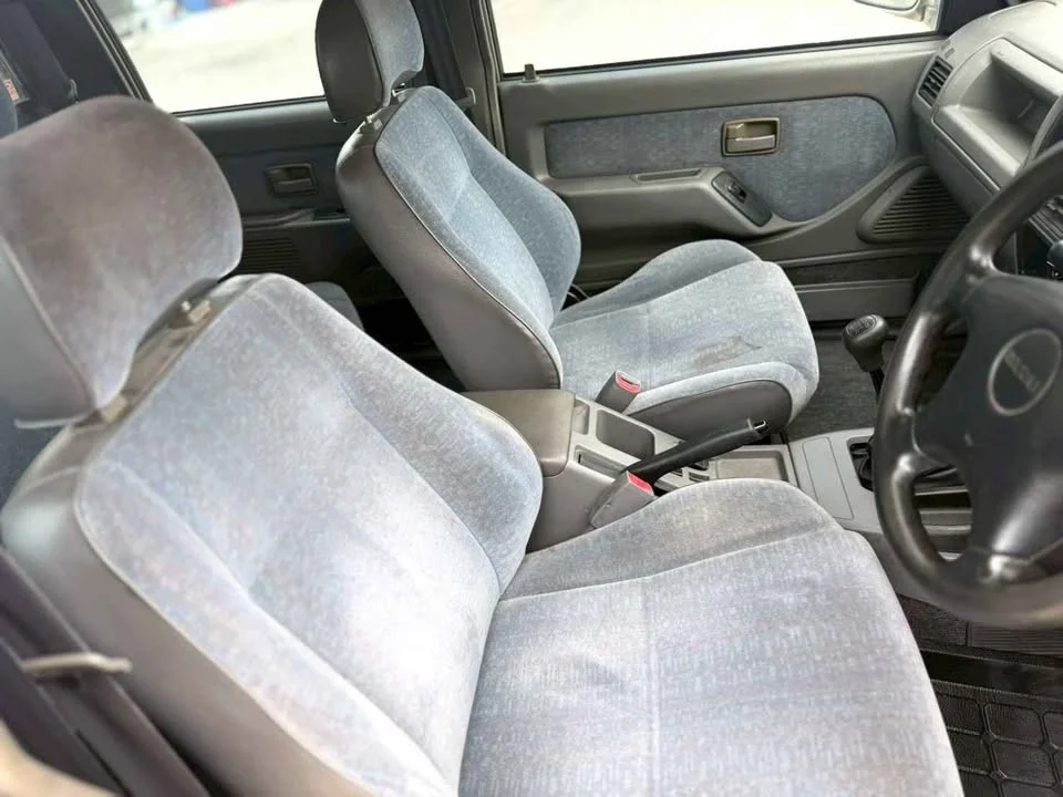 2001 Isuzu Faster Dragon Eyes III 2