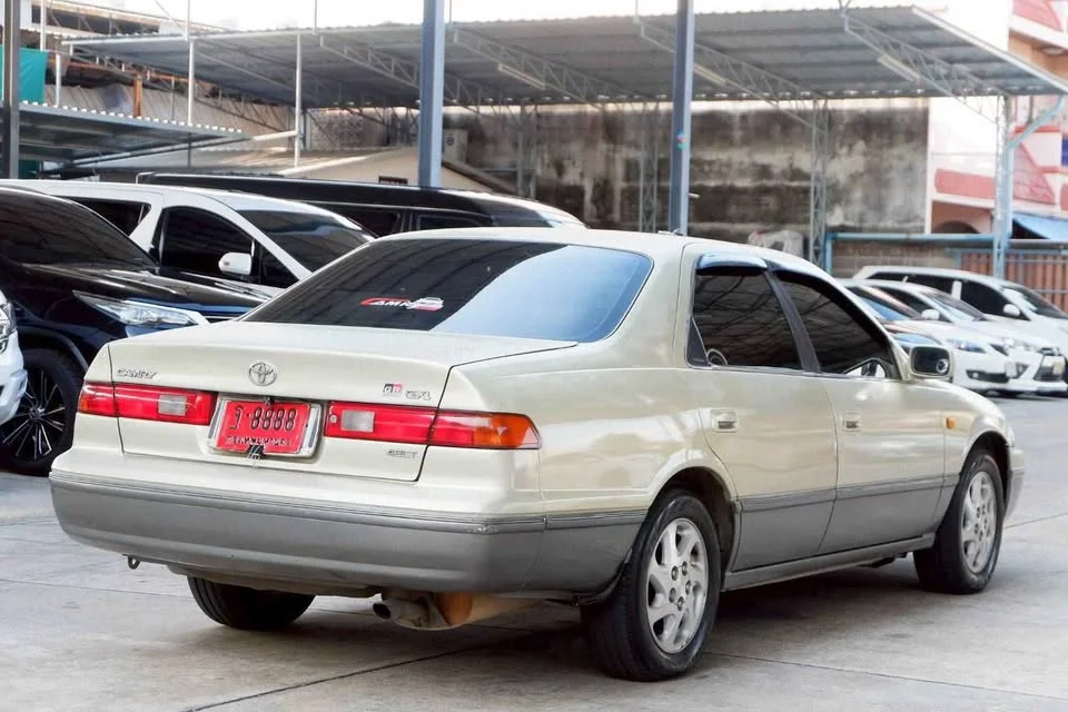 2000 Toyota Camry IV (XV20) 3