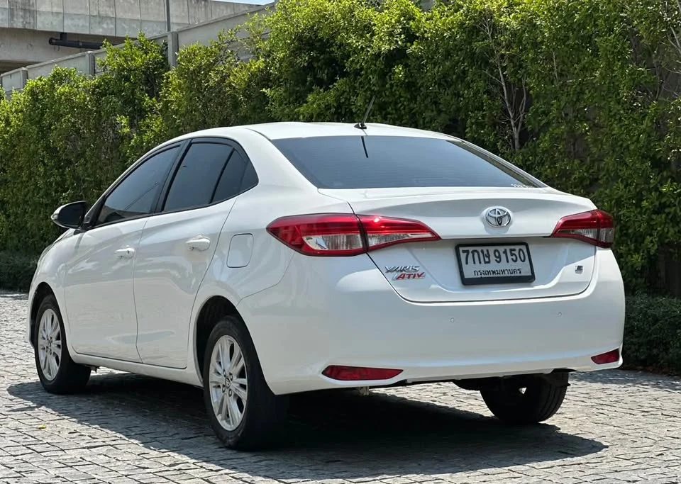 2018 Toyota Yaris ATIV III 3