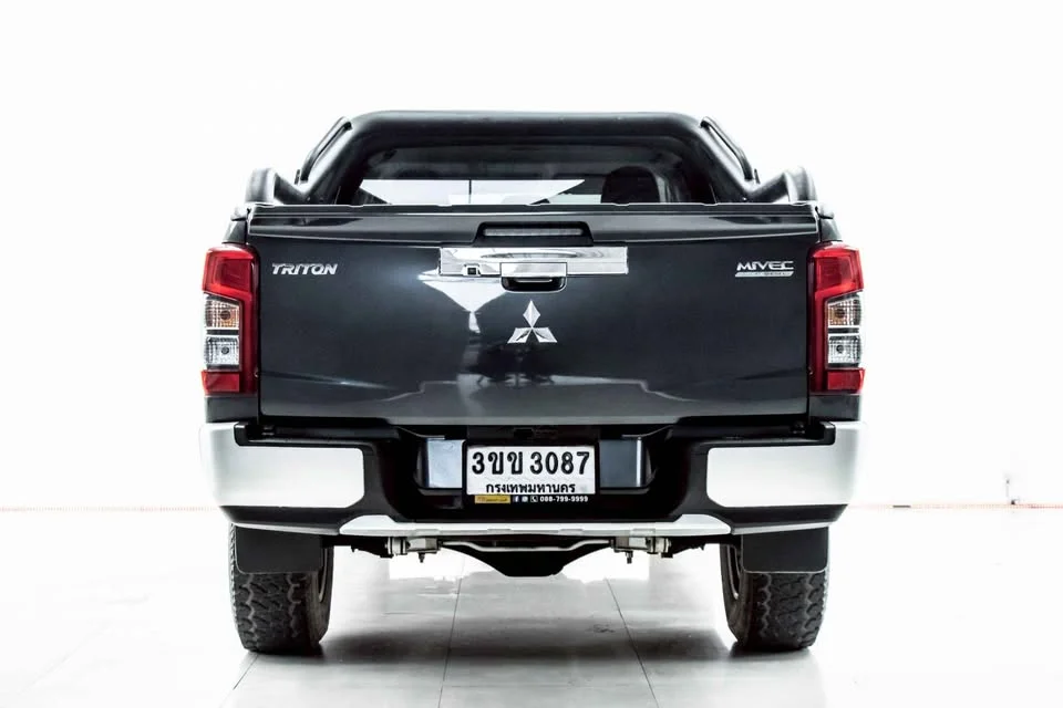 2022 Mitsubishi Triton V 2
