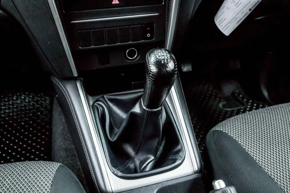 2022 Mitsubishi Triton V 3