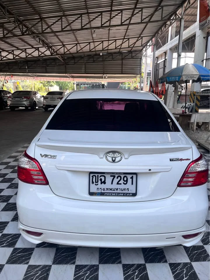 2011 Toyota Vios II 3