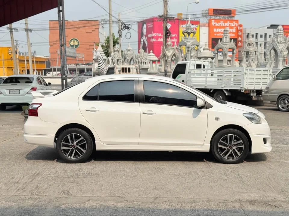 2012 Toyota Vios II 3