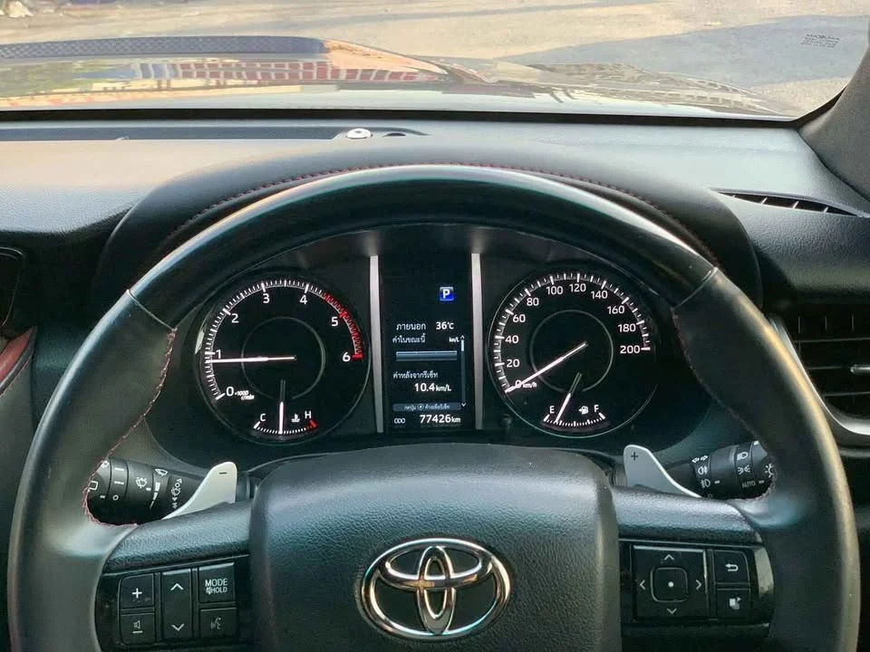 2022 Toyota Fortuner II 3