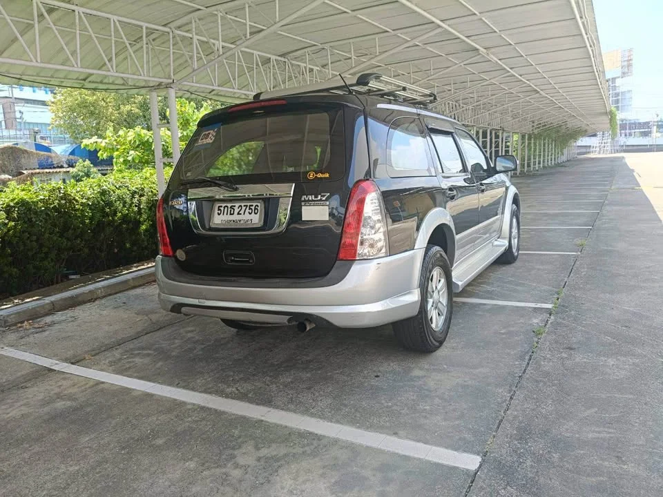 2007 Isuzu MU-7 2