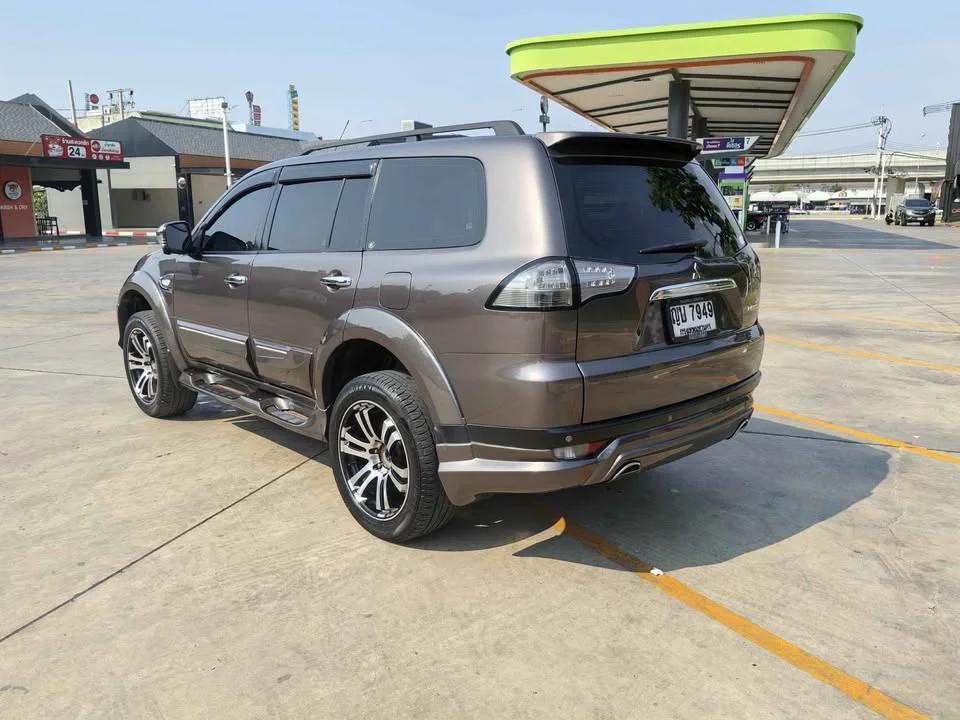 2011 Mitsubishi Pajero Sport II 3