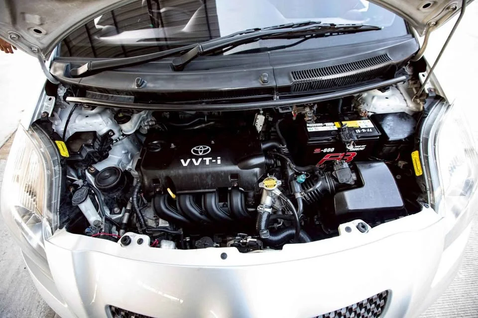 2007 Toyota Yaris II 2