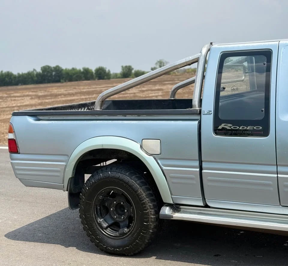 2001 Isuzu Faster Dragon Eyes III 3
