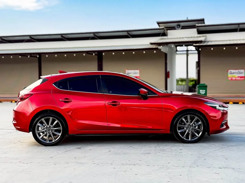 2019 Mazda 3 III 3