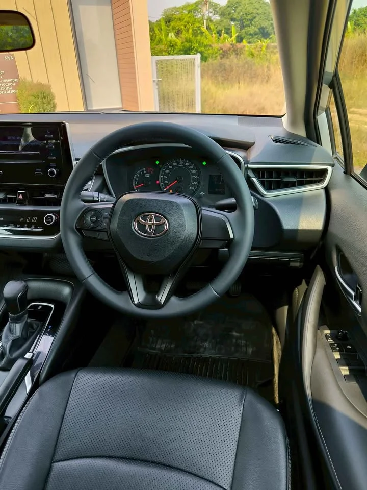 2020 Toyota Corolla Altis XII (E210) 2