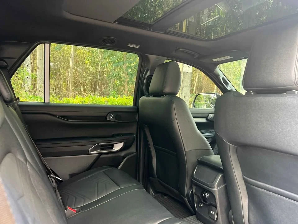 2023 Ford Everest III 2