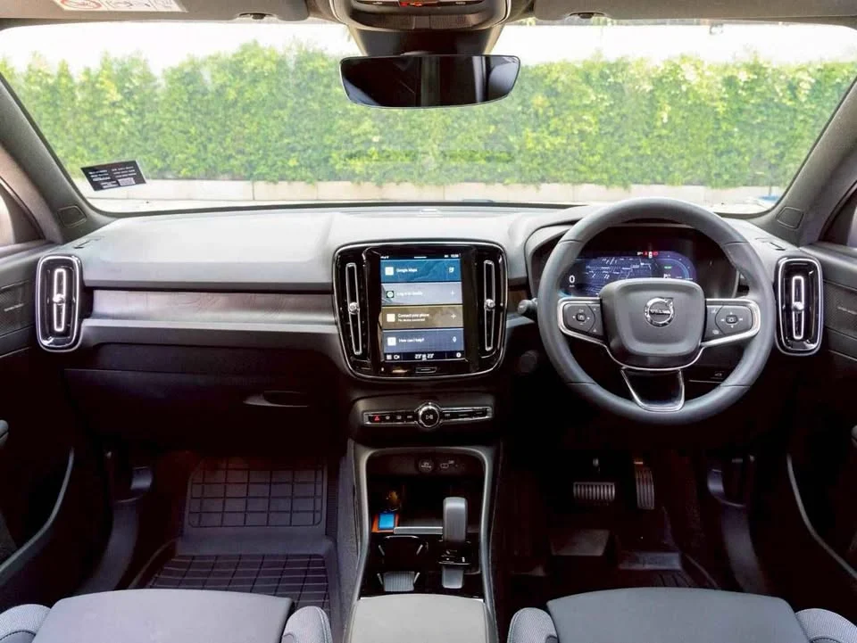 2025 Volvo EC40 I 3