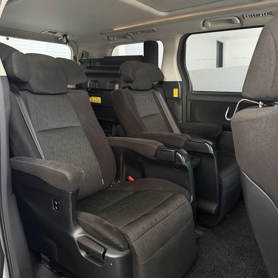 2013 Toyota Alphard, Vellfire II (AH20) 3