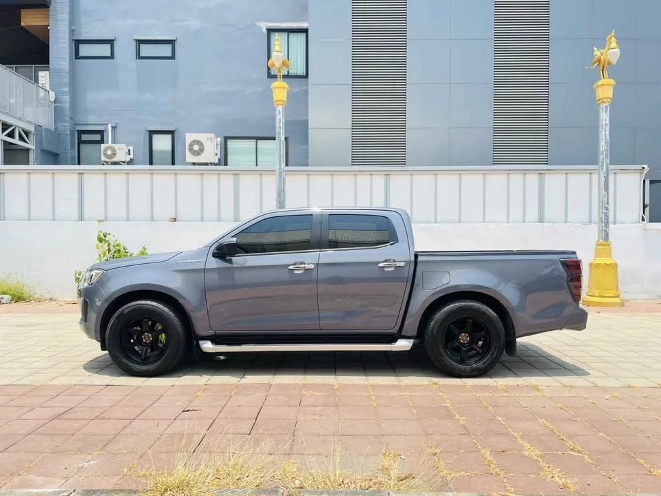 2024 Isuzu D-Max III (RG) 3