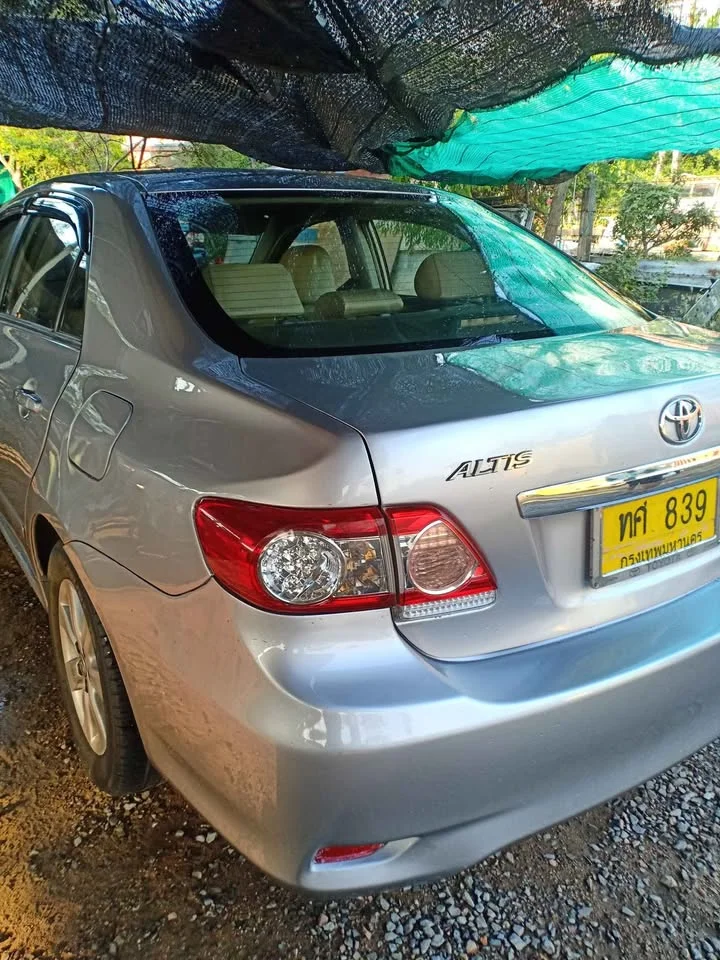 2009 Toyota Corolla Altis X (E140) 3