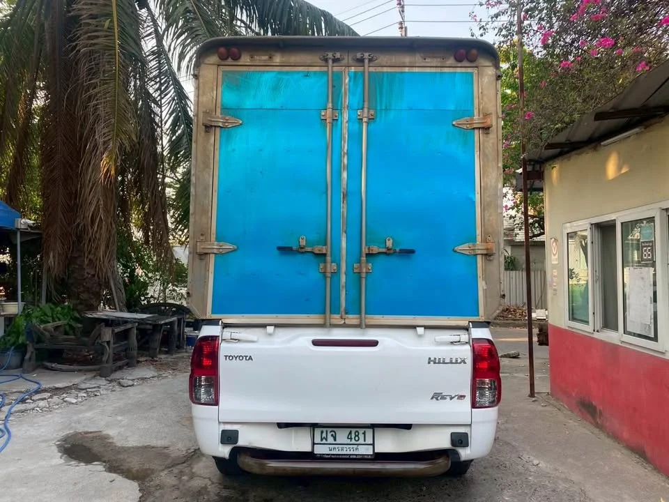 2019 Toyota Hilux VIII 3