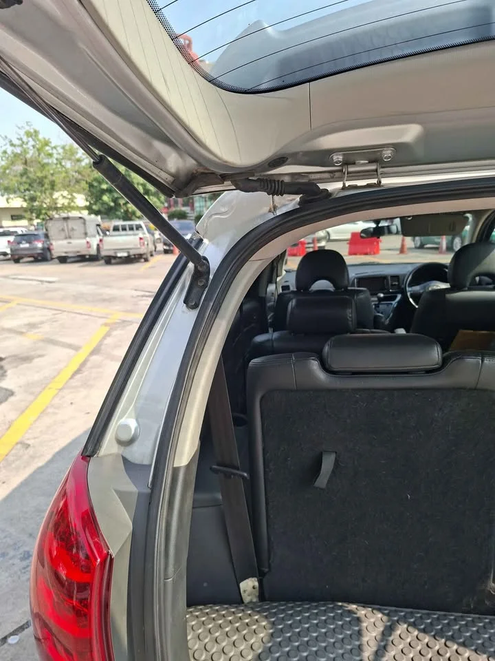 2008 Toyota Wish I 3