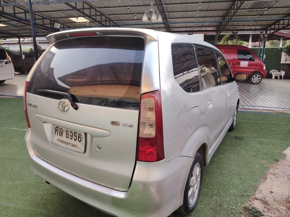 2005 Toyota Avanza I 2