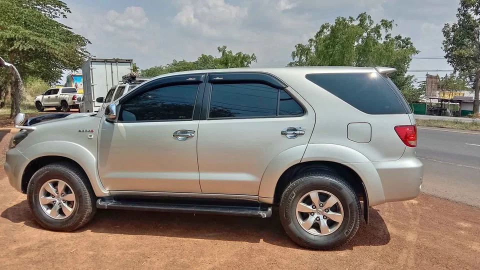 2006 Toyota Fortuner I 2