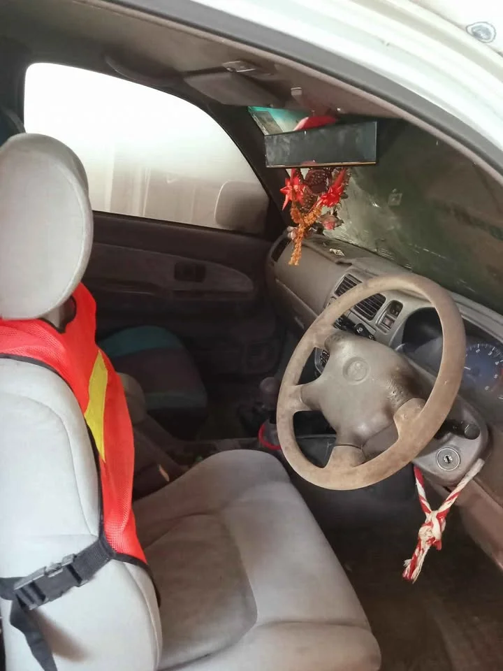 2000 Toyota Hilux Tiger VI 2