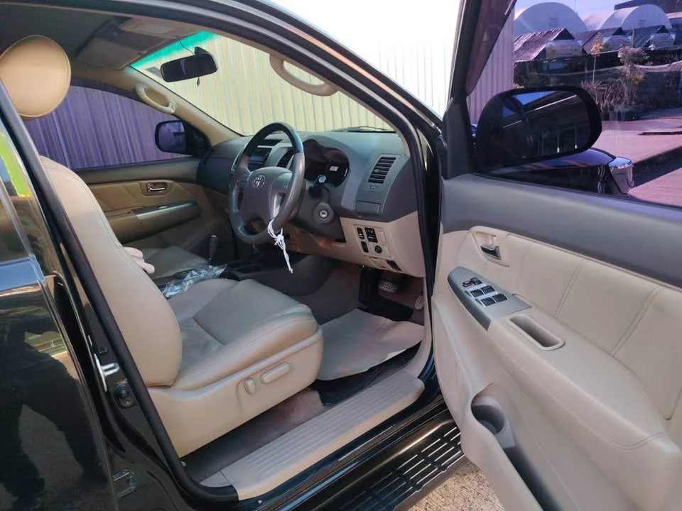 2013 Toyota Fortuner I 2
