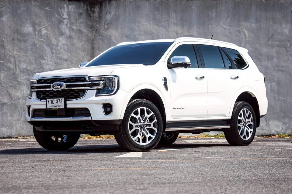 2023 Ford Everest III 3