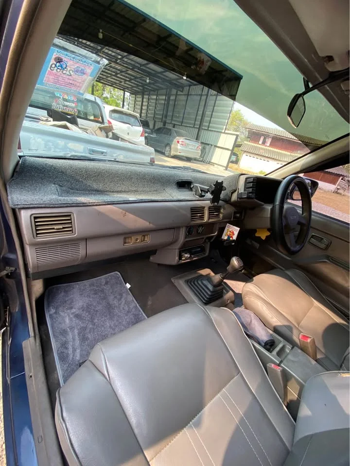 1996 Isuzu TFR III 3