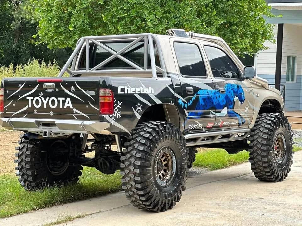 2004 Toyota Hilux Tiger VI 3