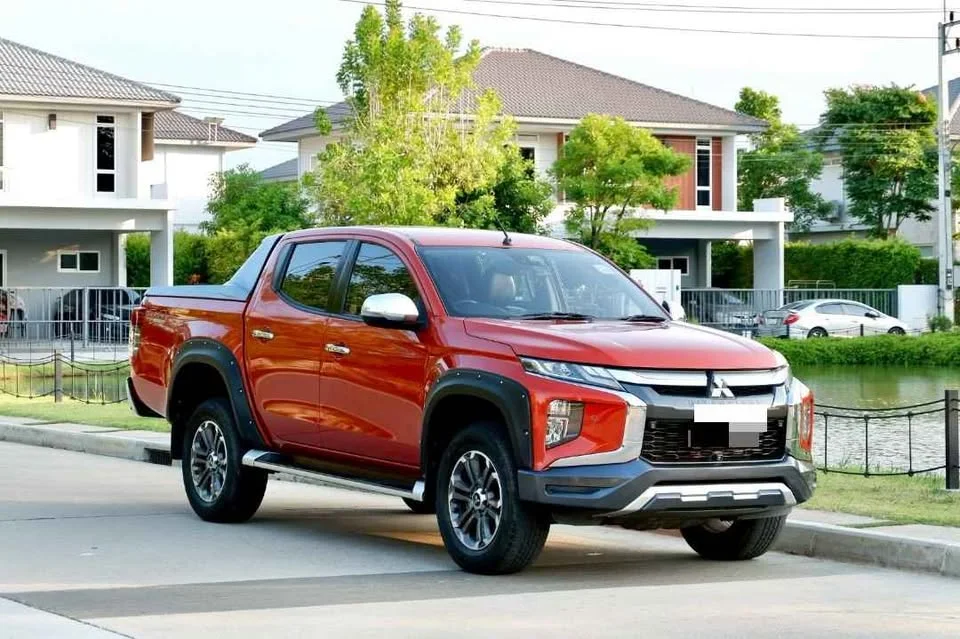 2016 Mitsubishi Triton V 2