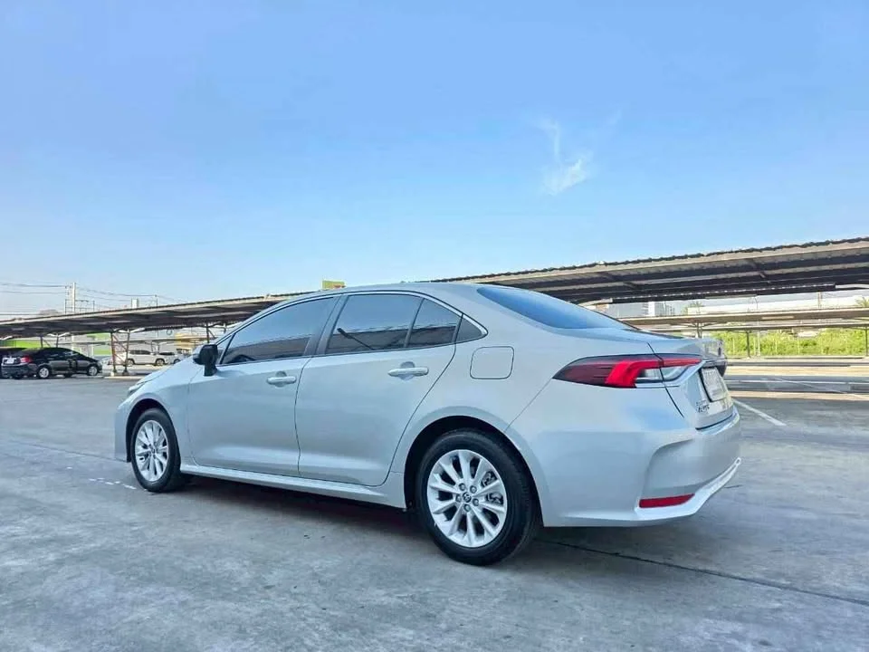 2019 Toyota Corolla Altis XII (E210) 3