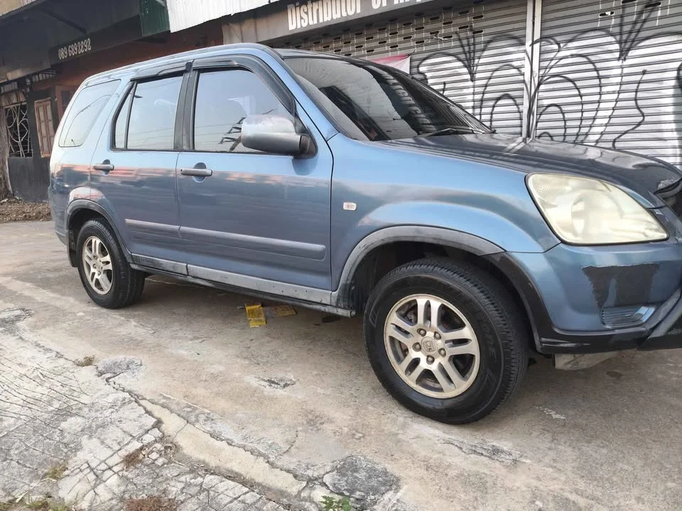 2002 Honda CR-V II 3