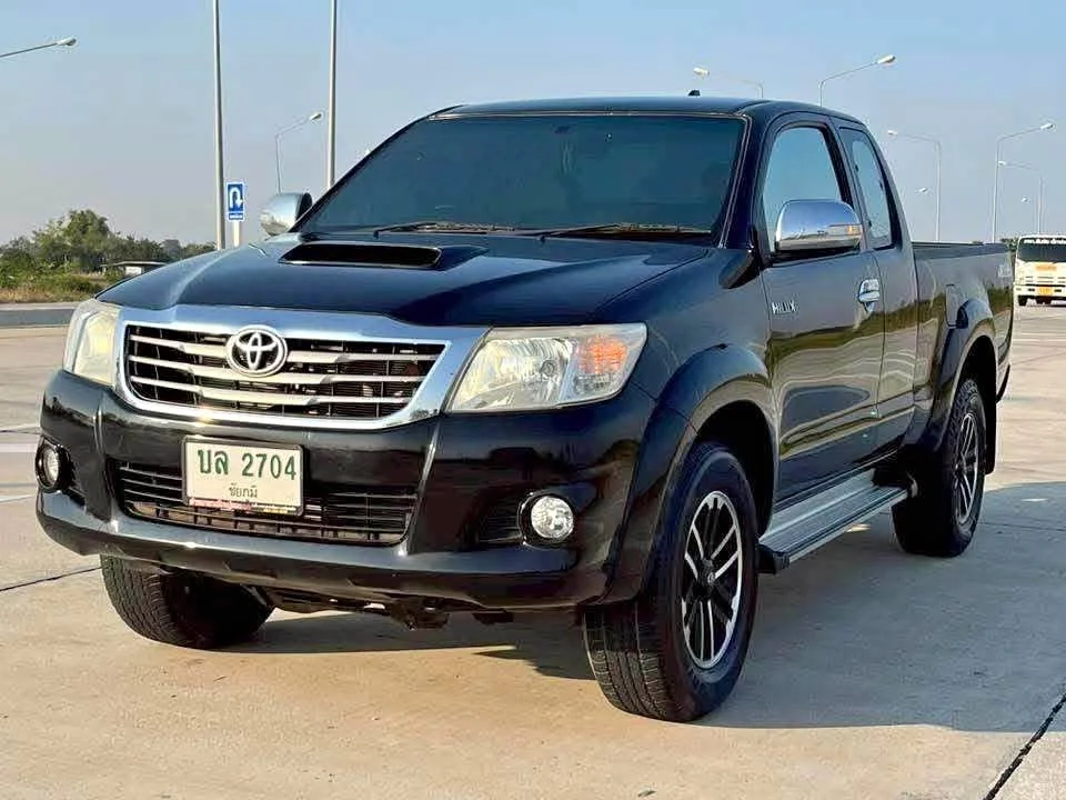 2012 Toyota Hilux VII 2