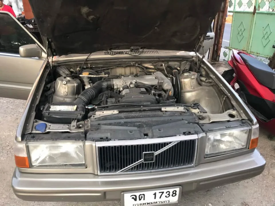 1995 Volvo 700 Series 2