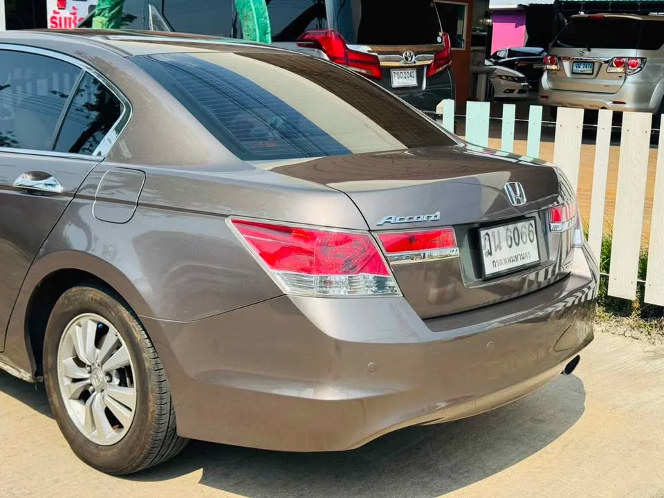 2011 Honda Accord VIII 3