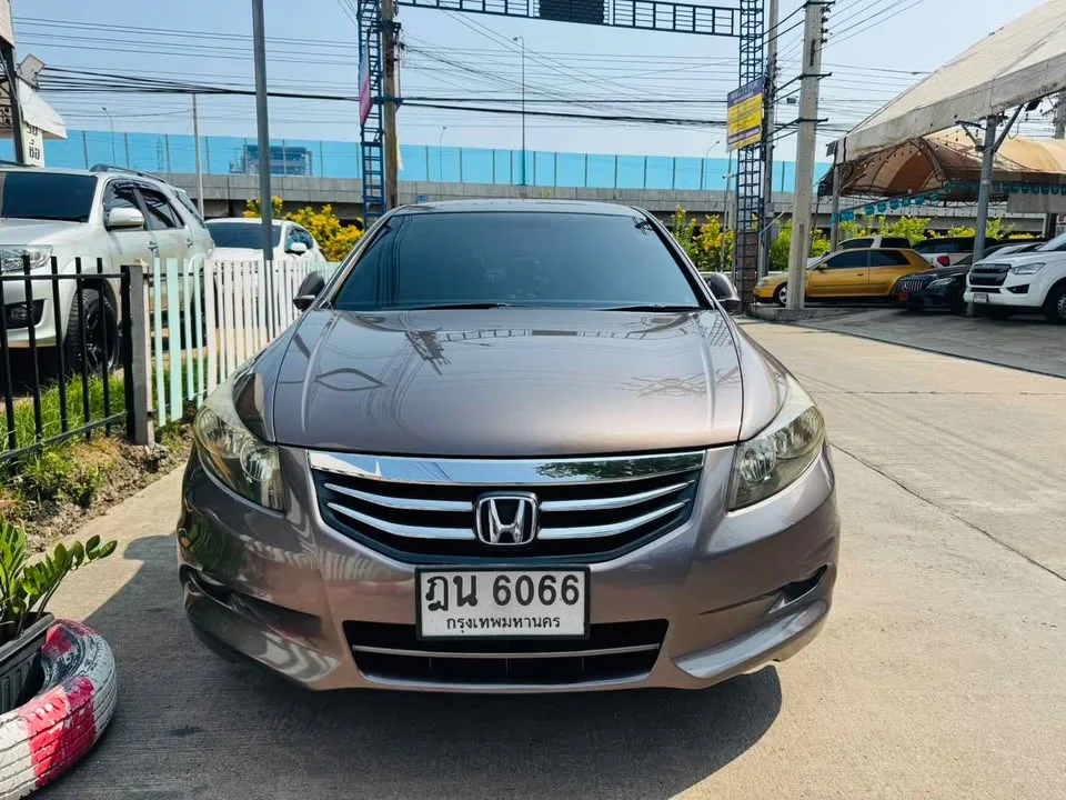 2011 Honda Accord VIII 2